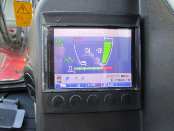 Takeuchi TB230 (375) – Image 19