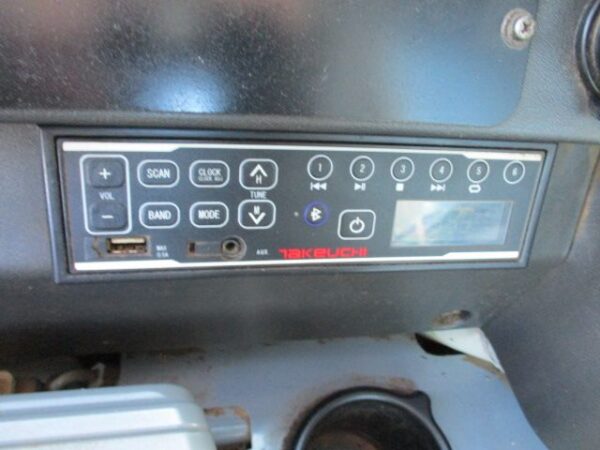 Takeuchi TB230 (375) – Image 17