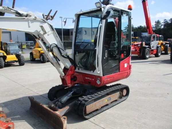 Takeuchi TB230 (375) – Image 2