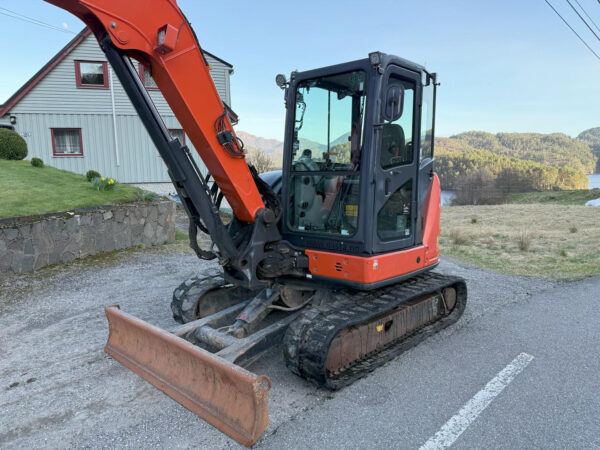 Hitachi ZX65USB-5A