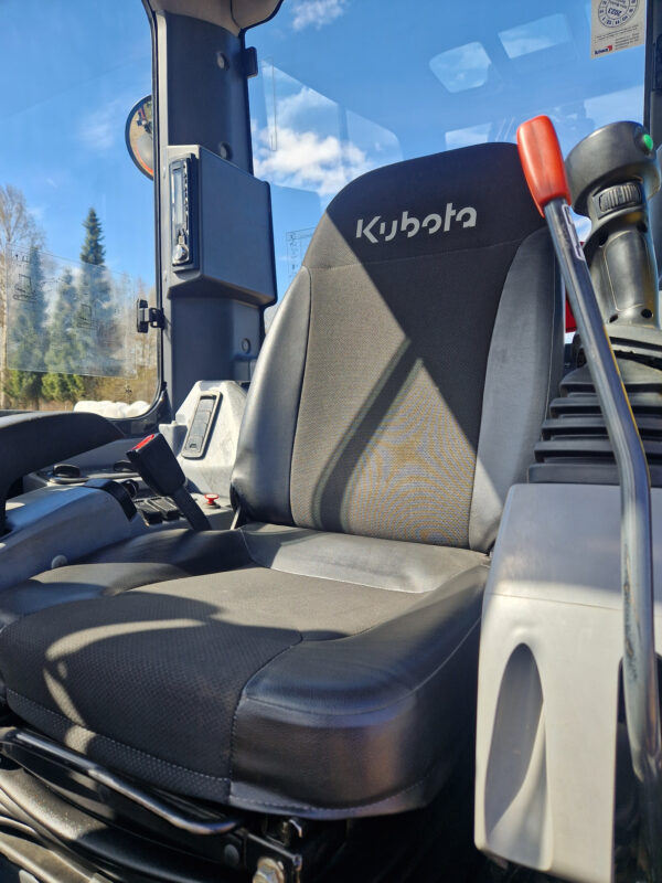 Kubota U55-4 – Image 10
