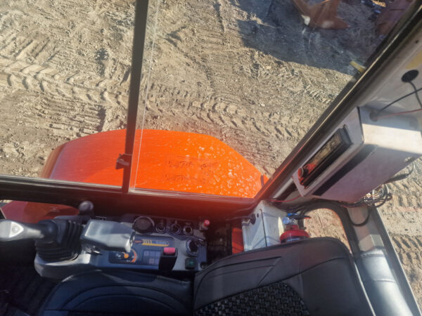 Kubota U35-3 – Image 11