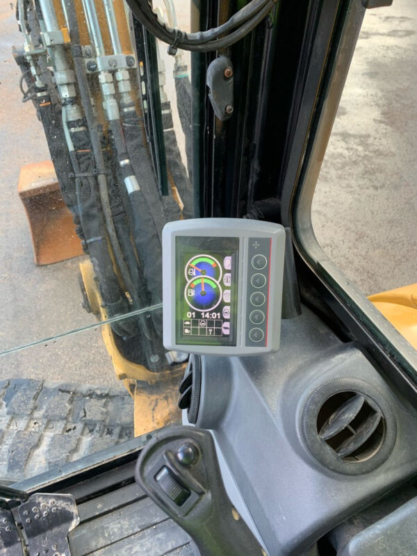 BobCat 305.5E2 – Image 11