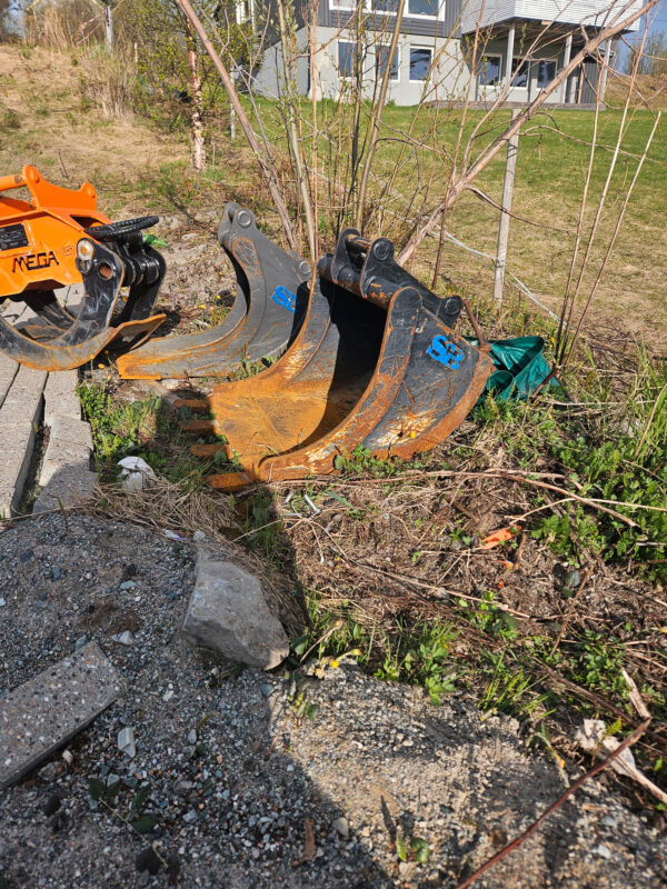 Komatsu PC24MR – Image 11