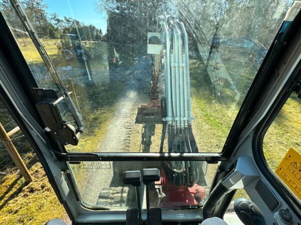 Takeuchi TB125 – Image 11