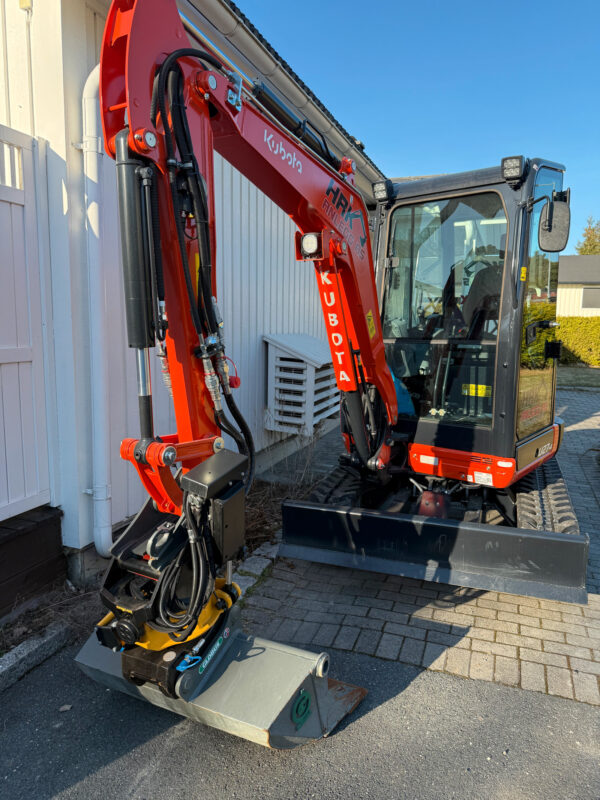 Kubota U27-4 HI avec rotor inclinable – Image 11