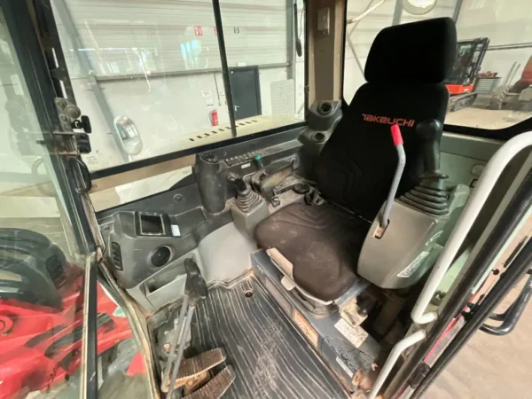 Takeuchi TB 290 – Image 11