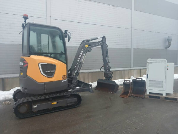 Volvo JECR25D avec armoire de charge – Image 12