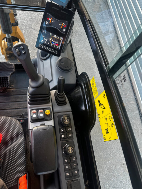 BobCat 301.8 - R1 Rototilt – Image 15