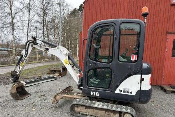 Bobcat E16 – Image 2