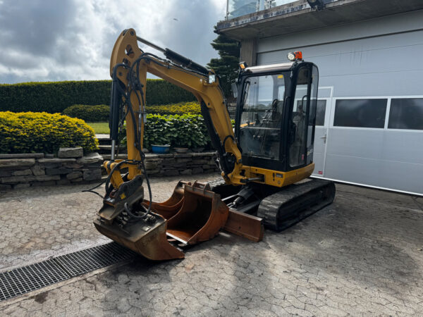 BobCat 302.7 – Image 2