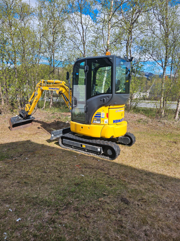 Komatsu PC24MR – Image 2