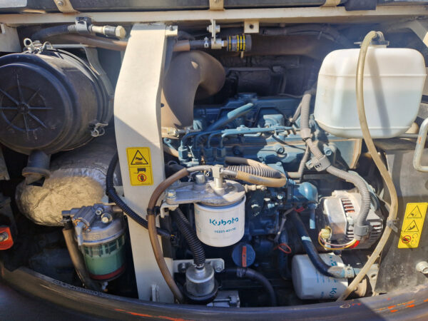 Kubota U55-4 – Image 20