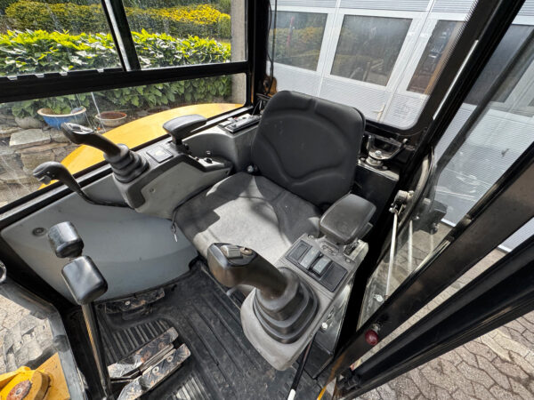 BobCat 302.7 – Image 22