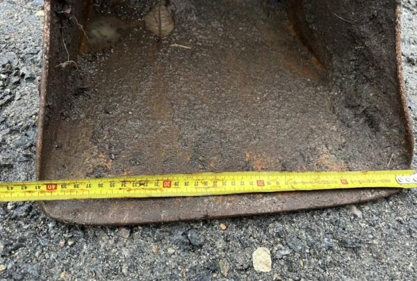 Bobcat E16 – Image 24