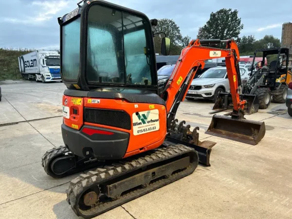 Kubota U 27-4 – Image 3