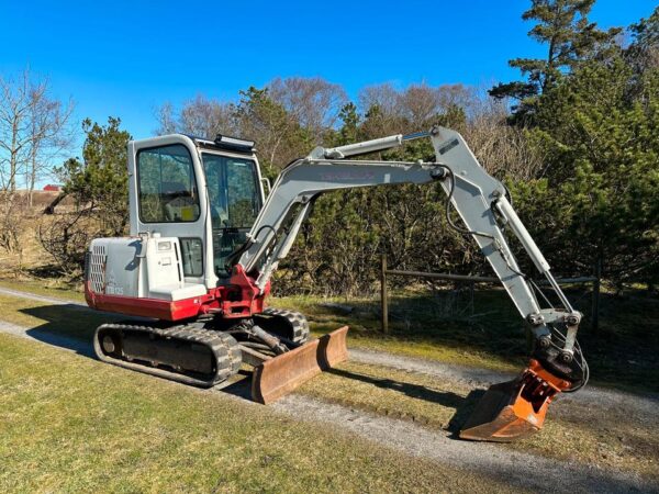 Takeuchi TB125 – Image 3