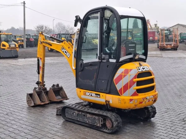 JCB 8018 CTS – Image 3