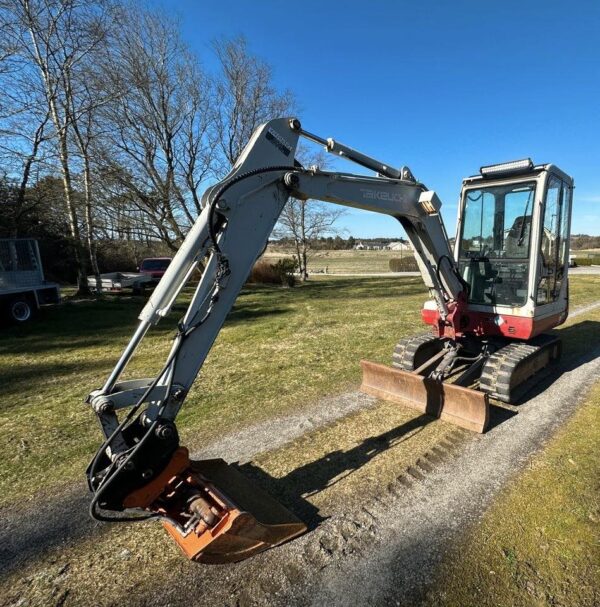 Takeuchi TB125 – Image 4