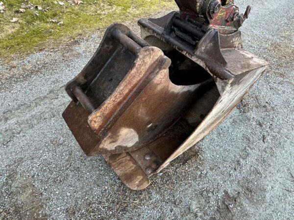 Yanmar B37V – Image 5