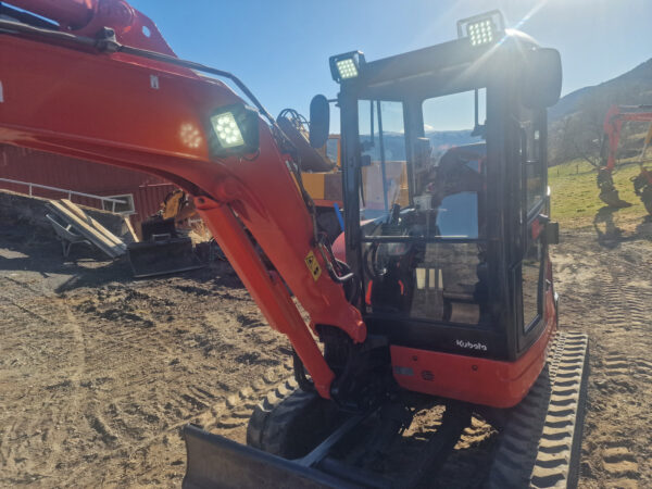 Kubota U35-3 – Image 6