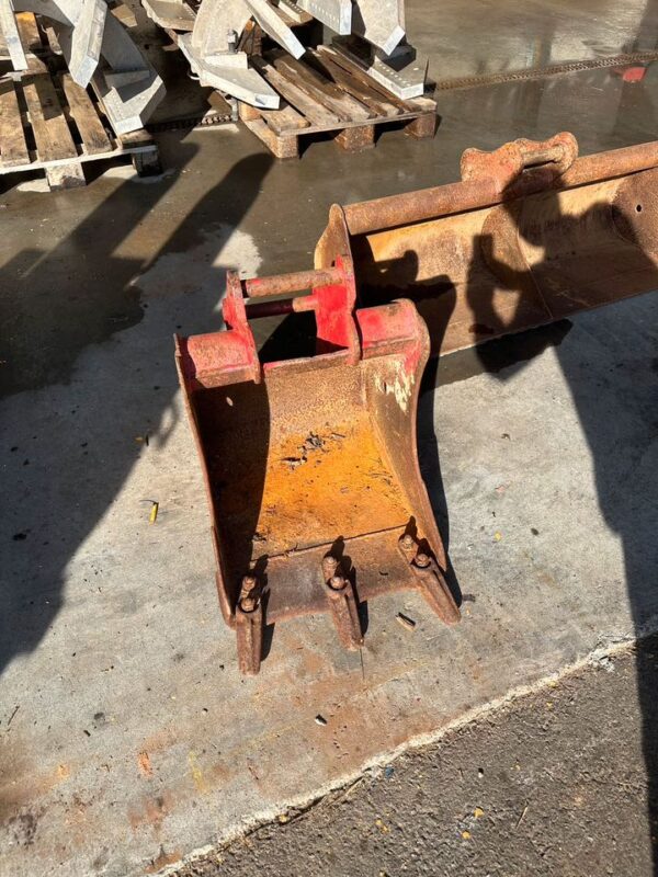 Takeuchi TB125 – Image 6