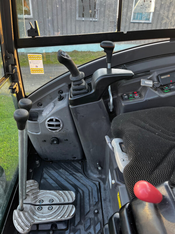 Volvo ECR 25 D – Image 8