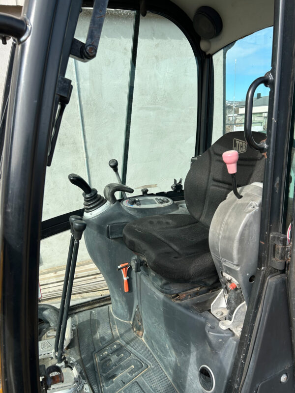 JCB 8020 – Image 8