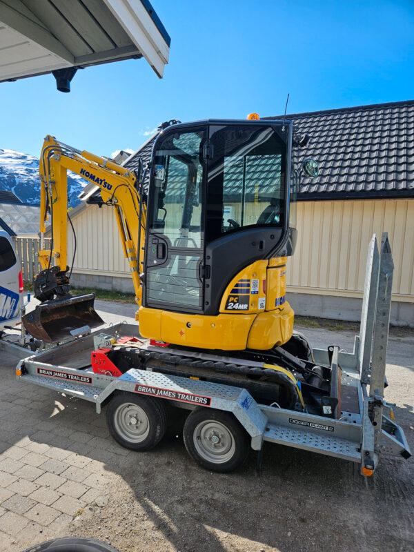 Komatsu PC24MR – Image 8