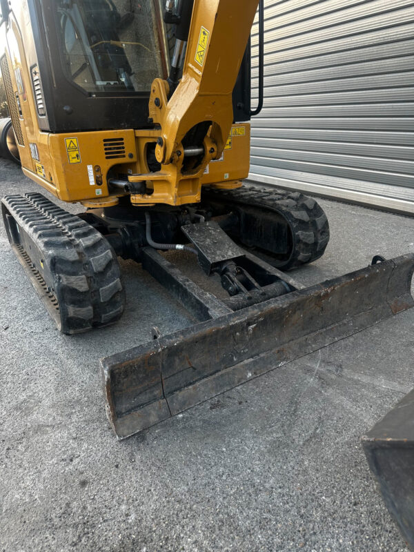 BobCat 301.8 - R1 Rototilt – Image 8