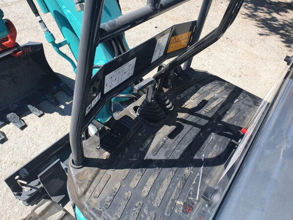 Kobelco SK10SR – Image 8