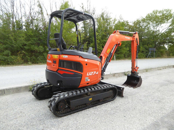 KUBOTA U27-4 – Image 14